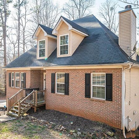 Modern Farmhouse Stay In Decatur Exterior photo